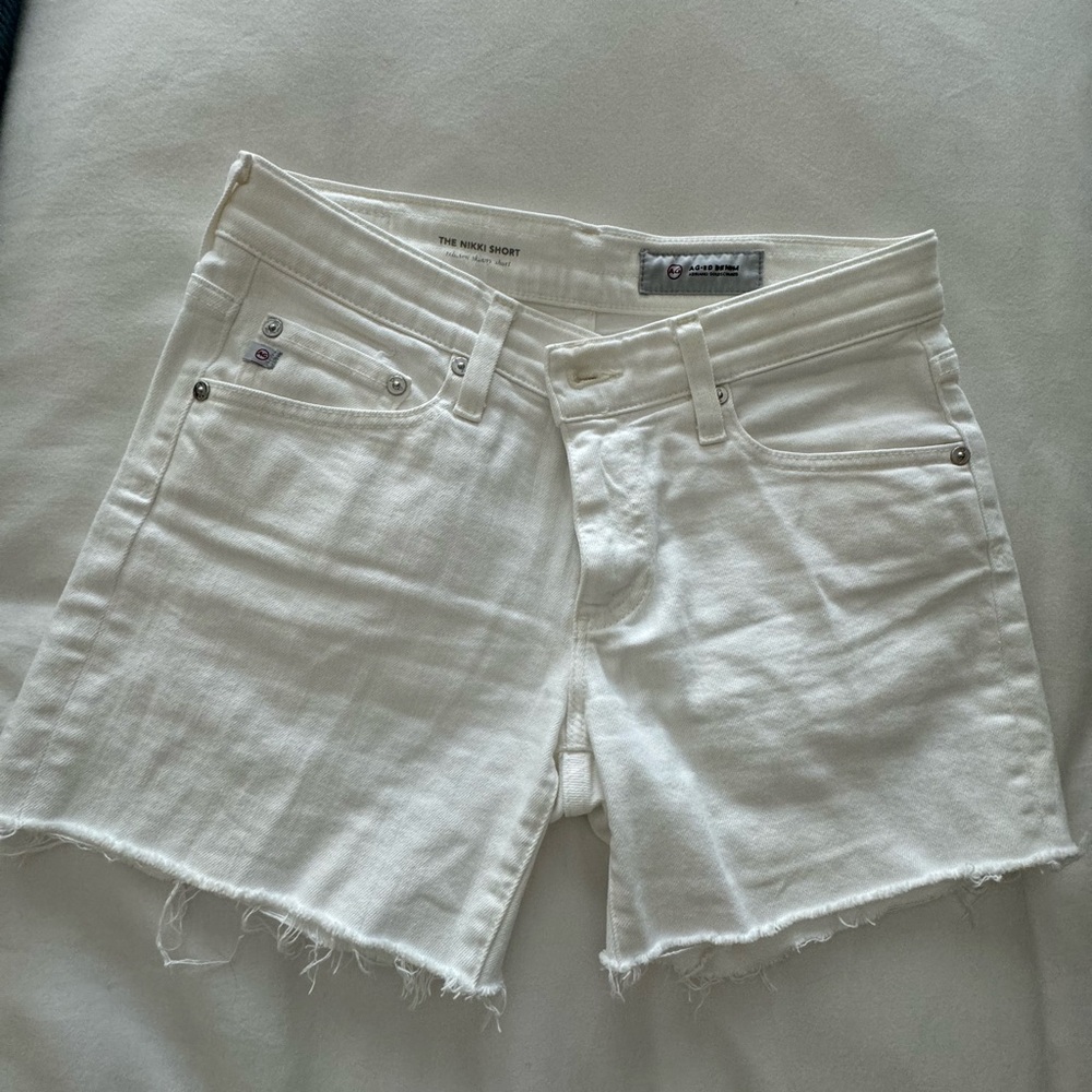 Ag denim shorts. White size 26R The Nikki short